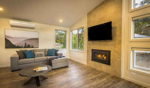 A Pear Tree Loft - Nambucca Heads Accommodation 2