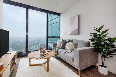 A Sky-high Metropolis Retreat Near The CBD - Nambucca Heads Accommodation 0