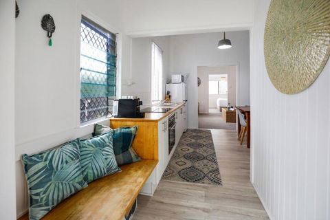 A Touch Of The Bahamas On McKenzie MK3 - Nambucca Heads Accommodation 2