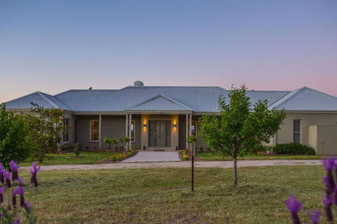 Abingdon House - Mudgee Retreat - Nambucca Heads Accommodation 4