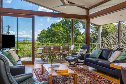 Above The Pass - Nambucca Heads Accommodation 2