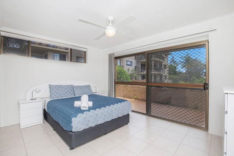 Absolute Beachfront Apartment! - Nambucca Heads Accommodation 4