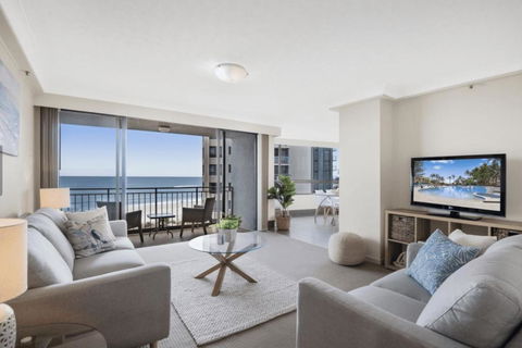 Absolute Beachfront Royal Palms - Nambucca Heads Accommodation 2