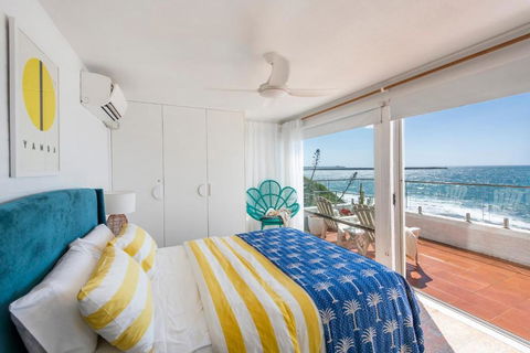 Absolute Oceanfront Yamba - Oceanstays - Nambucca Heads Accommodation 4