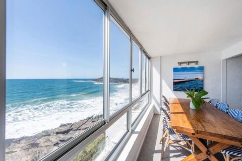 Absolute Oceanfront Yamba - Oceanstays - Nambucca Heads Accommodation 3