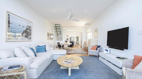 Absolute Waterfront At Wagstaffe - Nambucca Heads Accommodation 3