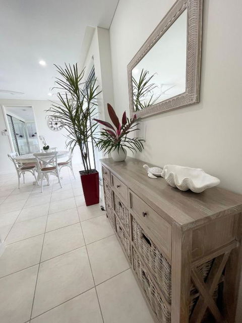 Absolutely Lovely Waterfront Apartment 333 - Nambucca Heads Accommodation 4