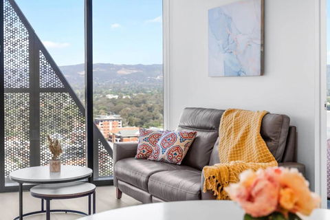 Adelaide CBD Oasis - 2BR Realm Retreat - Level 19 - Nambucca Heads Accommodation 1