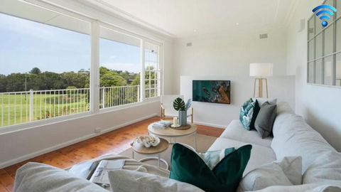 Adelong - Nambucca Heads Accommodation 0