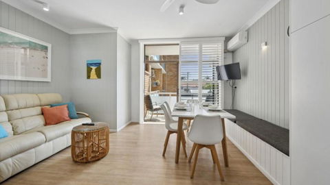 Affordable, Pool, Spa, Beach, Sleeps 5 - Nambucca Heads Accommodation 1