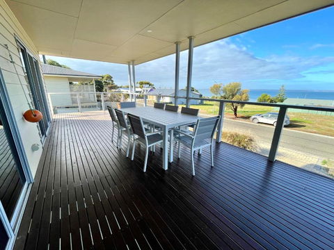Africaine Voyage - Nambucca Heads Accommodation 2