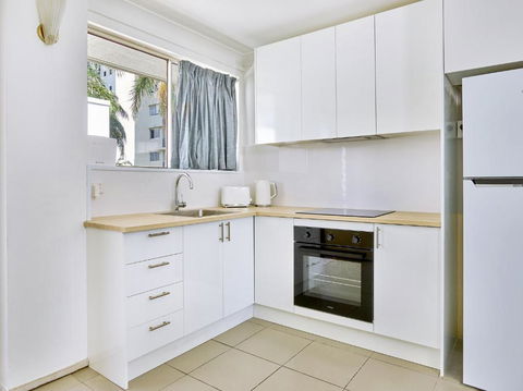 Affordable Accommodation In The Heart Of Surfers Paradise - Nambucca Heads Accommodation 4