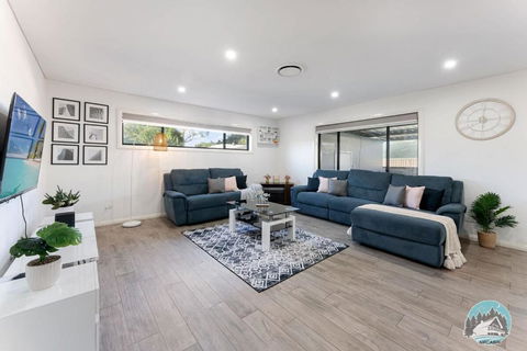 Aircabin - Guildford - 3 Beds Spacious House - Nambucca Heads Accommodation 0