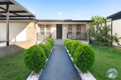 Aircabin - Guildford - 3 Beds Spacious House - Nambucca Heads Accommodation 1
