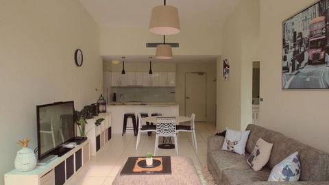 Aircon, Nespresso, Wine - Nambucca Heads Accommodation 3