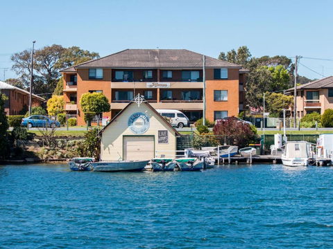 Akuna 3 Ground Floor Opposite Wallis Lake - Nambucca Heads Accommodation 0