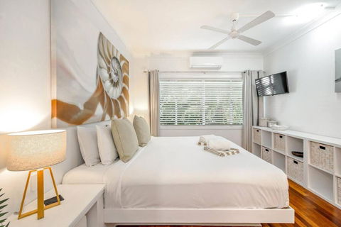 Alamanda At Palm Cove Directly On The Beach - Nambucca Heads Accommodation 2