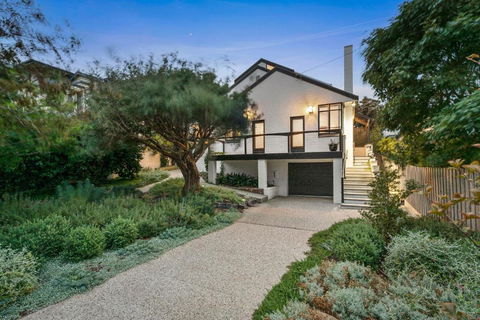 Albert - Nambucca Heads Accommodation 0
