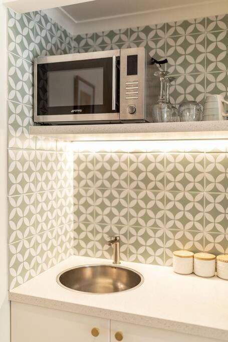 Alcorn Garden Studio Main House Attached-Dog Friendly 2 Mins Walk To Beach - Nambucca Heads Accommodation 1