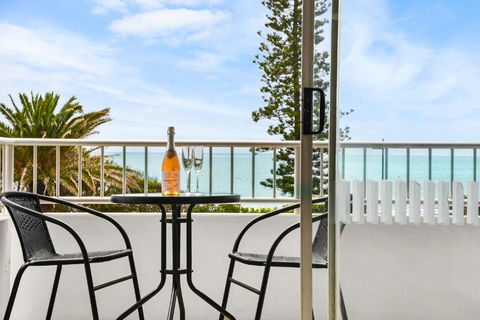 Alex Beach Apt Bilgola4 - Nambucca Heads Accommodation 0