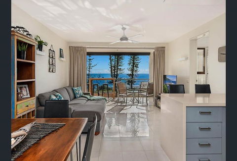 Alexandra Headland Beach - Stunning Views ZF9 - Nambucca Heads Accommodation 2