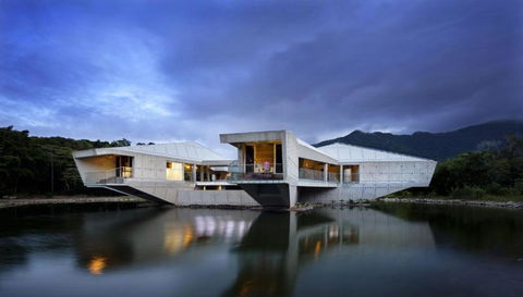 Alkira Daintree Rainforest Luxury Holiday Home With Private Beach - Nambucca Heads Accommodation 2
