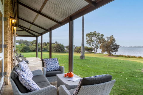 Allandale I Private Properties - Nambucca Heads Accommodation 2