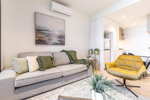 Alluring Oasis In The Heart Of South Melbourne - Nambucca Heads Accommodation 1