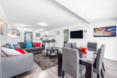 Almonta Apartments On The Water Front - Nambucca Heads Accommodation 3