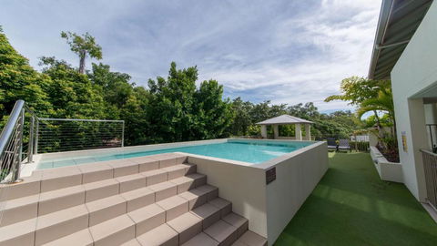 Alpha 8 On Waterson - Airlie Beach - Nambucca Heads Accommodation 0