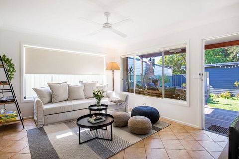 Amaroo - Pet Friendly - 2 Mins Walk To Beach - Outdoor Fireplace - Nambucca Heads Accommodation 2