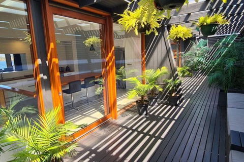 AMAZING 5-Star WATERFRONT RETREAT ON THE RIVERWALK - Nambucca Heads Accommodation 4