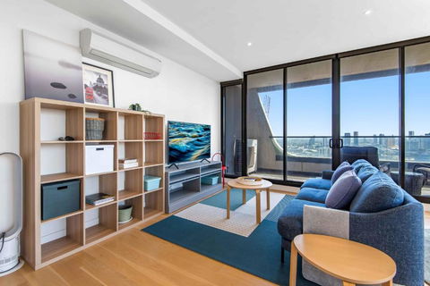 Amazing City Sea & Shrine View W Free Parking - Nambucca Heads Accommodation 1