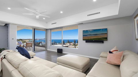 Amazing Views And Short Walk To Beach - Nambucca Heads Accommodation 3