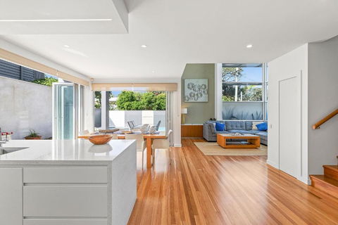 Anna Superbly Stylish Luxury Townhouse - Nambucca Heads Accommodation 2