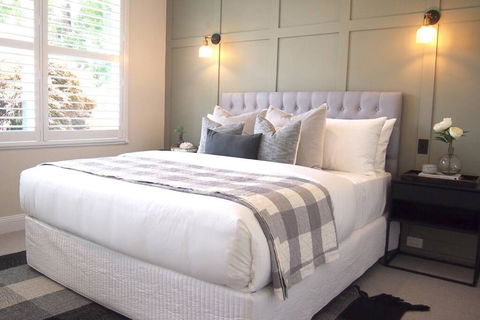 Antler & Oak Cottage: Provincial Luxe In Moss Vale - Nambucca Heads Accommodation 1