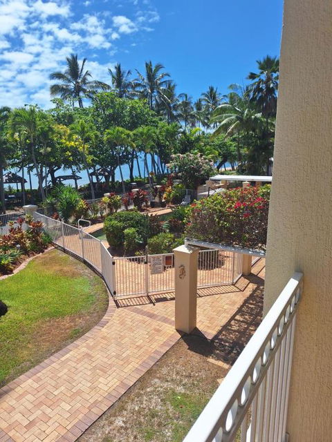 Apartment 12 On Trinity Beach - Nambucca Heads Accommodation 3