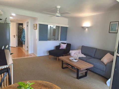 Apartment 12 On Trinity Beach - Nambucca Heads Accommodation 2