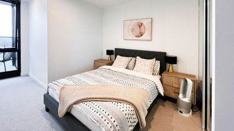 Apartment Next To Public Station, BoxHill Central, 2 Bedrooms, Free Parking And Wifi - Nambucca Heads Accommodation 3
