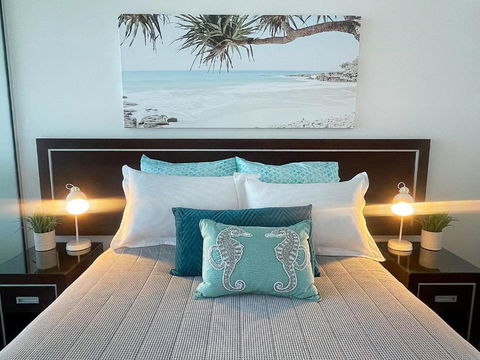AQUA 306 POOLSIDE Luxury Apartment , Honeysuckle, NEWCASTLE FREE Parking - Nambucca Heads Accommodation 1