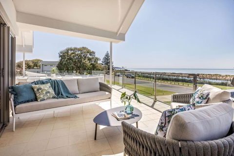 Aqua Blu - Nambucca Heads Accommodation 1