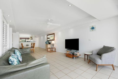 Aqua Linea 3 Noosa Parade 82 - Nambucca Heads Accommodation 3