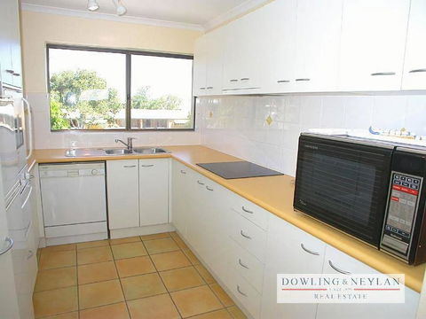 Aqua Linea 6 Noosa Parade 82 - Nambucca Heads Accommodation 0