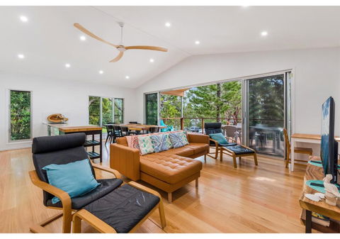 Aqua Marine - A Warm And Soulful Spot To Unwind - Nambucca Heads Accommodation 2