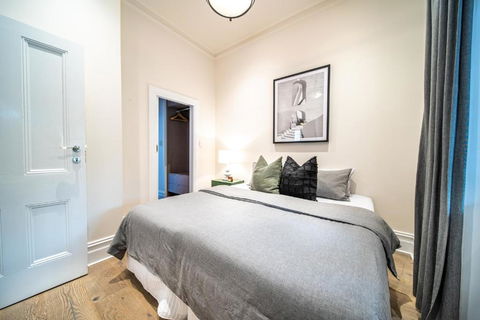 Archer St Heart Of North Adelaide Balcony 65TV - Nambucca Heads Accommodation 4