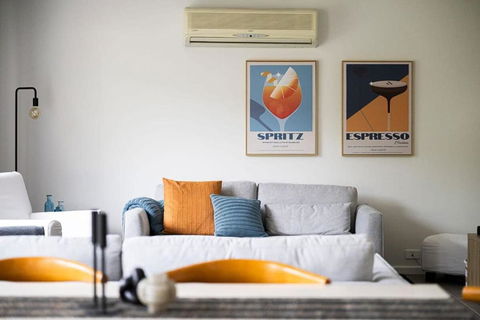 Artful Abode - Duntryleague, Vibrant Decor - Nambucca Heads Accommodation 3