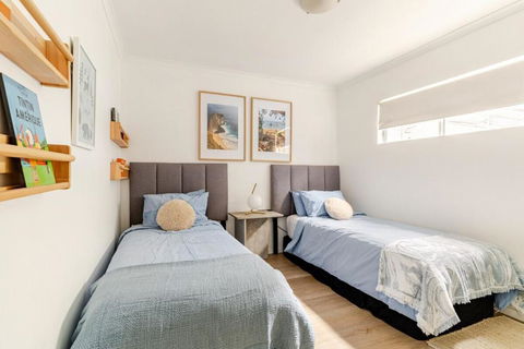 Artist Retreat With HUGE Entertaining Balcony - Nambucca Heads Accommodation 3