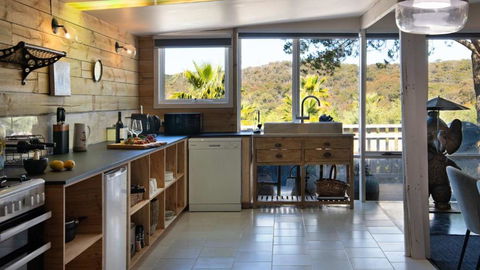 Artists Garden Cottage - Nambucca Heads Accommodation 2