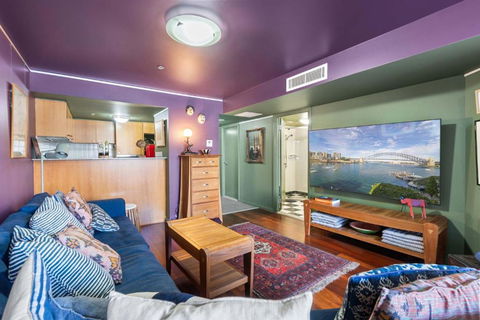 Artsy Boho Den In Iconic Fingerwharf Woolloomoolo - Nambucca Heads Accommodation 0