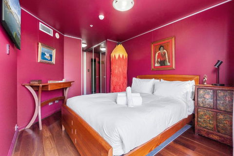 Artsy Boho Den In Iconic Fingerwharf Woolloomoolo - Nambucca Heads Accommodation 4